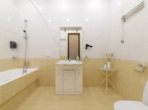 Квартира Уютная квартира на Мойке 32 DereMRents ДереМРентс