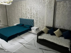 Квартира в новостройке с видом на гору Змейка