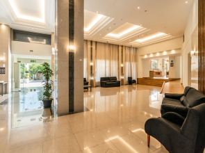 Отель Castellum Suites