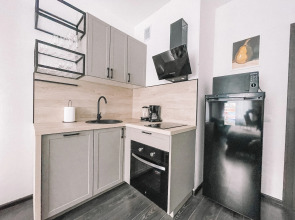 Апартаменты Студия Эмеральд на Арцеуловской