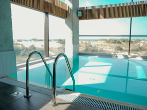 Отель Песок и Море