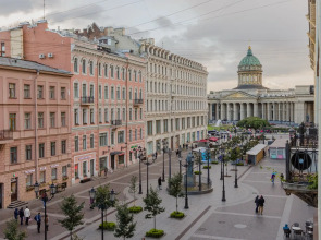 Апартаменты у Казанского Собора DereMRents ДереМРентс
