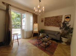 Apartments 2BR balcony house near Hilton bosphorus hotel