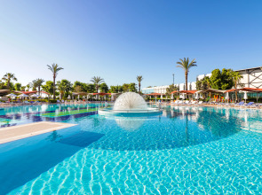 Queen's Park Le Jardin - All Inclusive