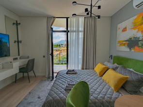 Апартаменты LS-Green с боковым видом на море