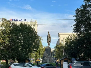 Квартира с новым дизайнерским ремонтом