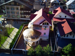 Коттедж на Красной Поляне на 11 человек