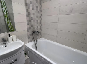 Апартаменты Privi House на Строителя Шишкина 3/1