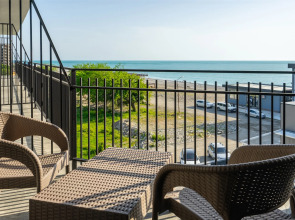 Отель  Берег Святой Софии