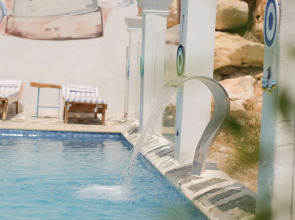 Hotel TEK HAN KUMKUYU