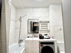 Квартира Двухкомнатная в центре Минска на сутки/недели/месяцы 2 лоджии