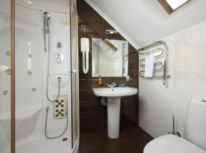 Домбай Пэлас