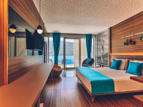 Отель Carine Kumbor Superior