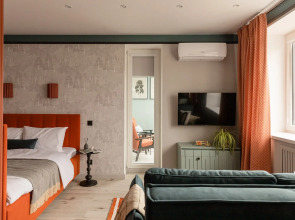 Апартаменты Новые Дизайнерские с Видом на Верхнее Озеро