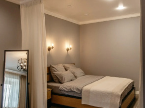 Студия на Ивана Сусанина 41