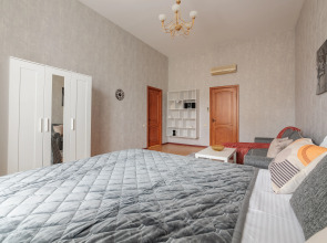 Апартаменты у Казанского Собора DereMRents ДереМРентс