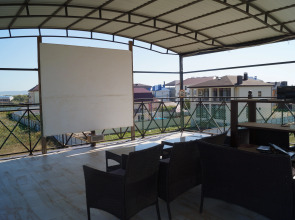 Guest House on Aivazovskogo 38