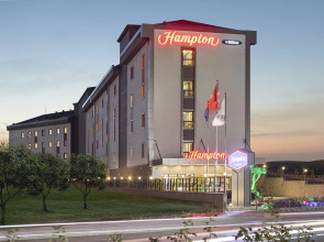 Отель Hampton by Hilton Istanbul Arnavutkoy