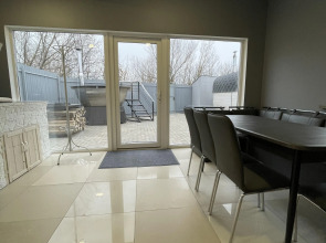 Апартаменты Белая ворона