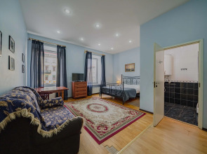 Меблированные комнаты Абажур