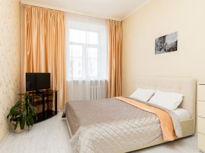 Апартаменты на площади Победы