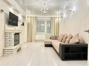 Апартаменты Трёхкомнатный люкс в Ботаническом саду