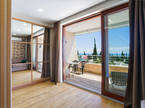 Апартаменты Familiya Gurzuf 17