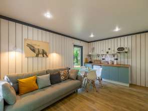 Глэмпинг След Лося