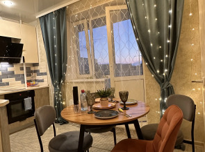 Апартаменты 2 комнатная квартира на Мира 9В