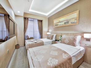 Ayramin Deluxe Hotel