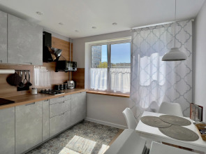 Квартира Атмосфера Уюта в Спальном Районе с Бесконтактным Заселением