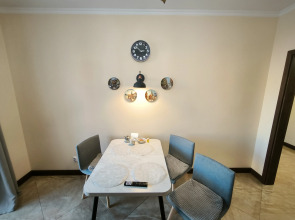 Апартаменты на 8-м этаже в центре, 70 кв. м.