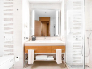 Отель Holiday Inn Baku