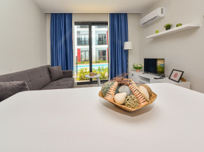 Отель C Suites Antalia Airport