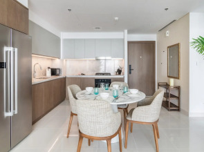 Апартаменты Welcome Home с видом на море 2 Спальни