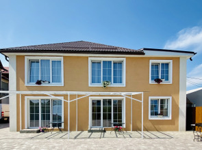 Гостевой дом ApartMari Гостевой дом Villa Leo