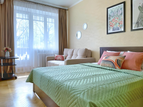 Уютная квартира на Бродвее с балконом