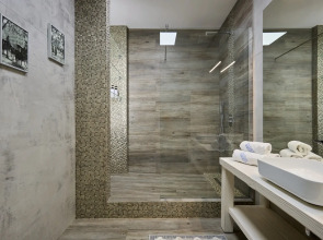 Апартаменты ЕвроУют Просторные трехкомнатные недалеко от центра