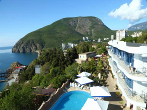 Отель Мажестик