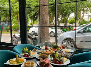 Отель Falcon 1511