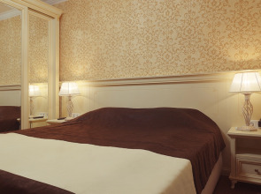 Отель Салют