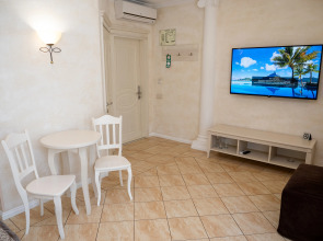 Отель Гомер