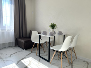 Квартира Рядом с Метро и Видом на Закат