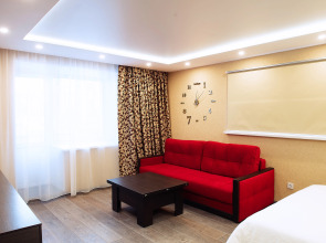 Апартаменты Люкс на Ленинградской 136