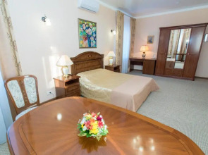 Отель Виноград