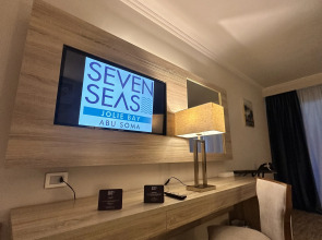 Seven Seas Jolie Bay