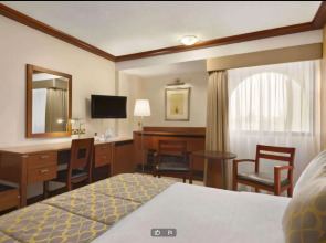 Отель Ramada by Wyndham Bahrain