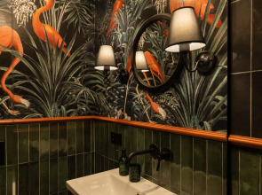 Апартаменты Новые Дизайнерские с Видом на Верхнее Озеро