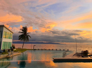 Отель Vannee Golden Sands Resort