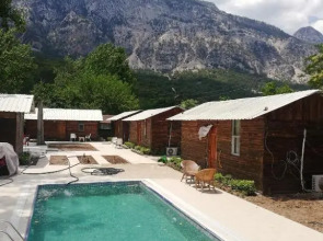 Отель Lime Tree Houses